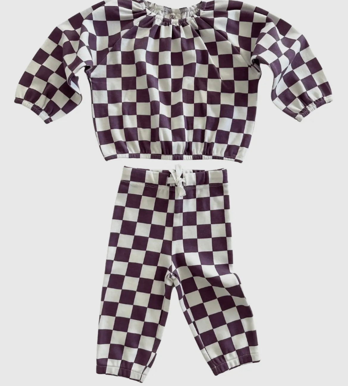 Checkered sets