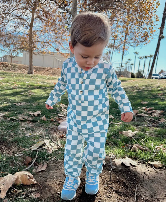 Checkered sets